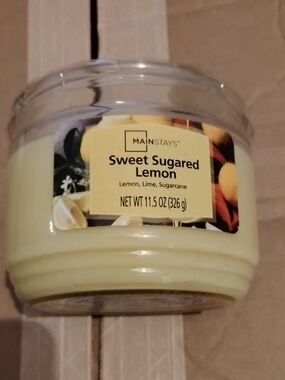 Mainstays Sweet Sugared Lemon Candle - Light Yellow
